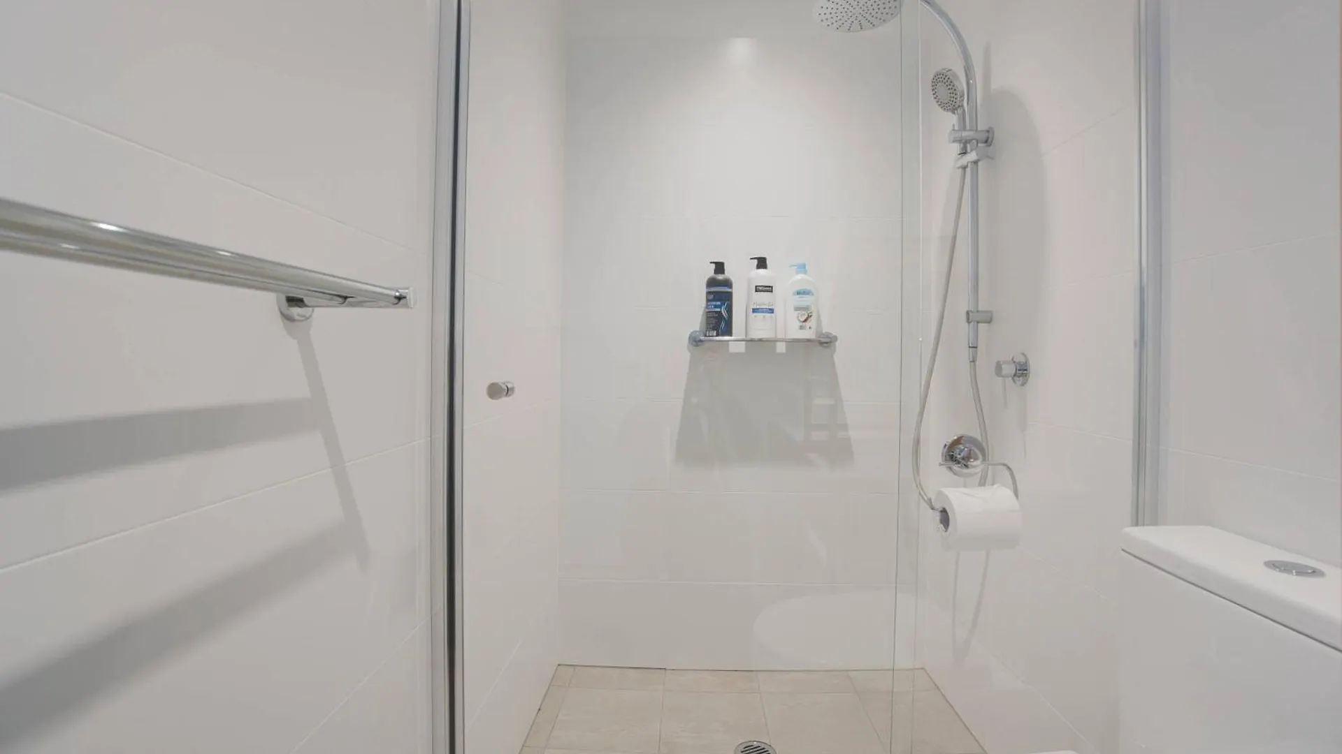 Appartement Luxe Cbd Retreat- 2Br Apt W Pool Gym Steam&Sauna Adelaïde