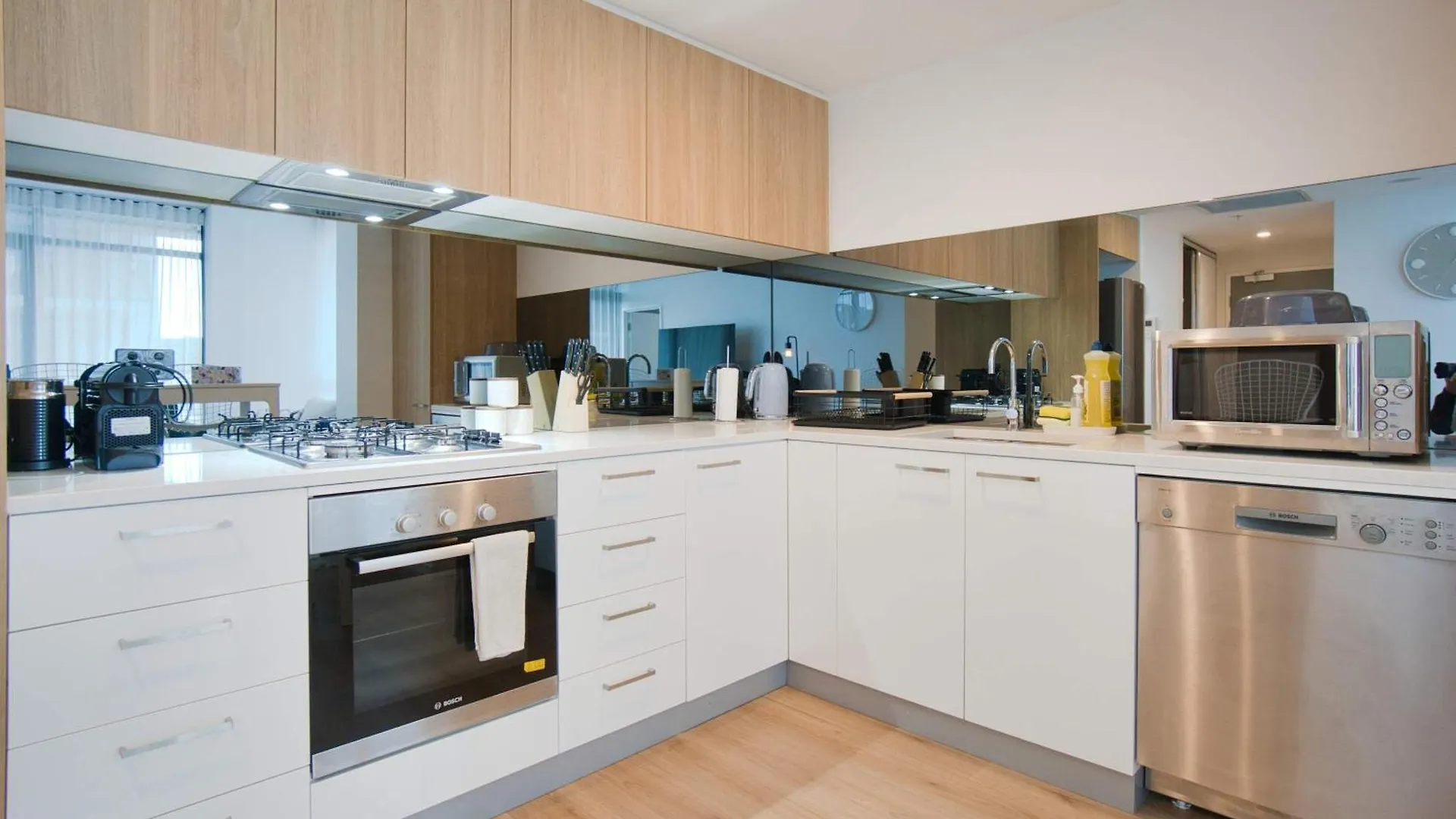 Appartement Luxe Cbd Retreat- 2Br Apt W Pool Gym Steam&Sauna Adelaïde