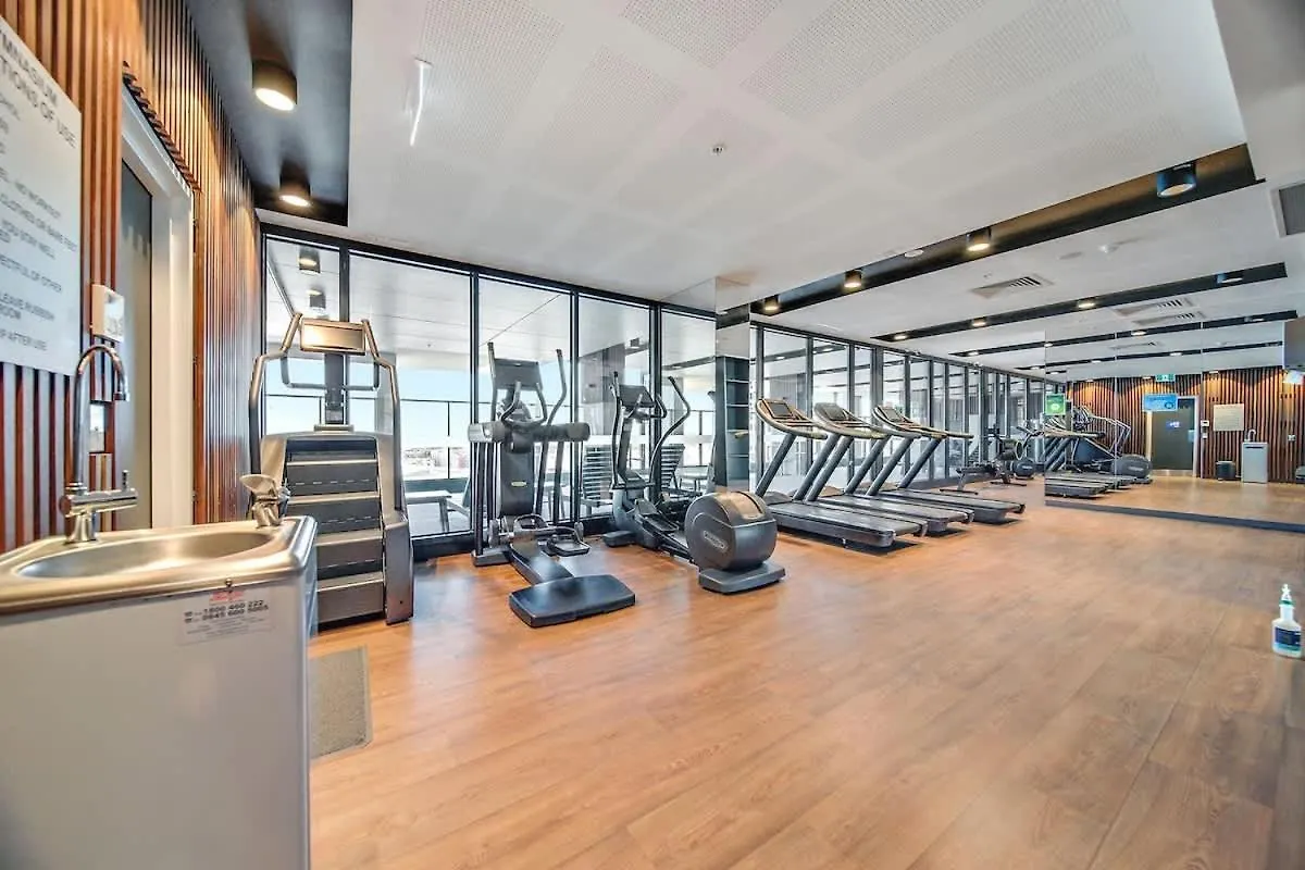 Appartement Luxe Cbd Retreat- 2Br Apt W Pool Gym Steam&Sauna Adelaïde